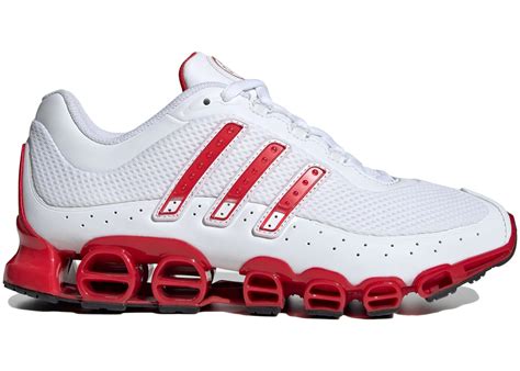 adidas Originals Megaride Shoes in Cloud White / Better Scarlet .